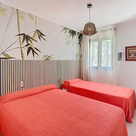 Urb La Felicidad, 200 M De La Playa Appartement
