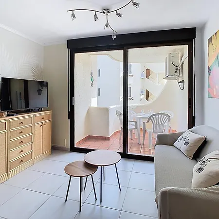 Urb La Felicidad, 200 M De La Playa Appartement