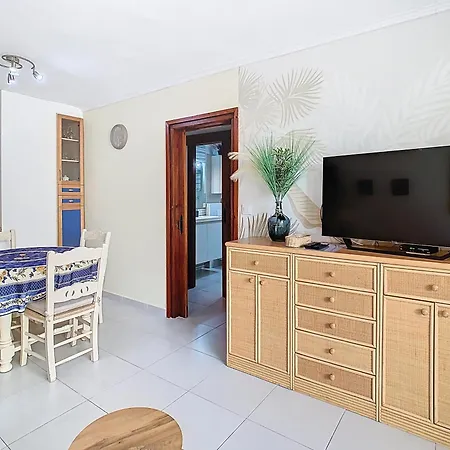 Urb La Felicidad, 200 M De La Playa Appartement *